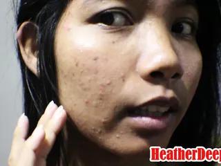 Teen aus Thailand beim ersten Mal Analsex mit einem großen Schwanz - Creampie für das japanische Teen