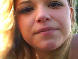 Süsse Schlampe wird auf der strasse abgeschleppt