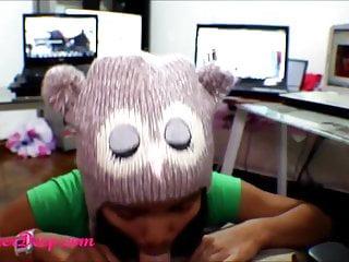 Heather gibt dem Patienten einen Handjob