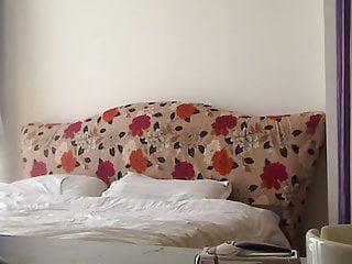 Fetter Kerl mit einer schönen Asiatin