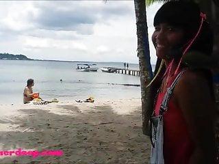 Ameteur am Strand - Teen macht Deepthroat