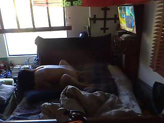 Junges Teen wird von hinten gefickt